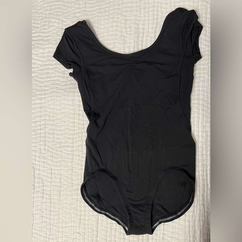 Black athletica cap-shoulder leotard